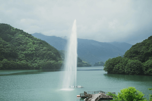水上村のダム