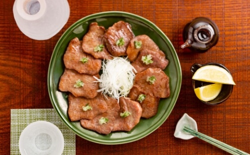 紋別名物 流氷昆布締め牛タン 300g