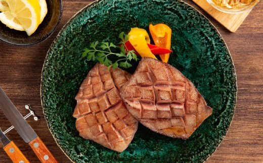 紋別名物 流氷昆布締め上牛タンステーキ