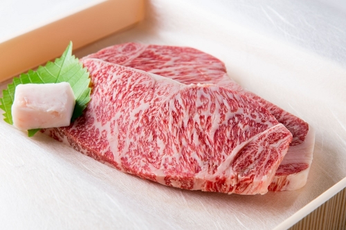 【冷凍】神戸ビーフ牝（ロースハーフステーキ120